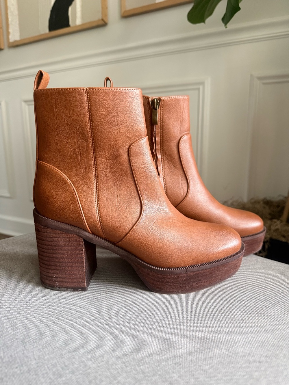 House of Harlow 1960 Cognac Platform Heeled Ankle Boots | Size 6.5